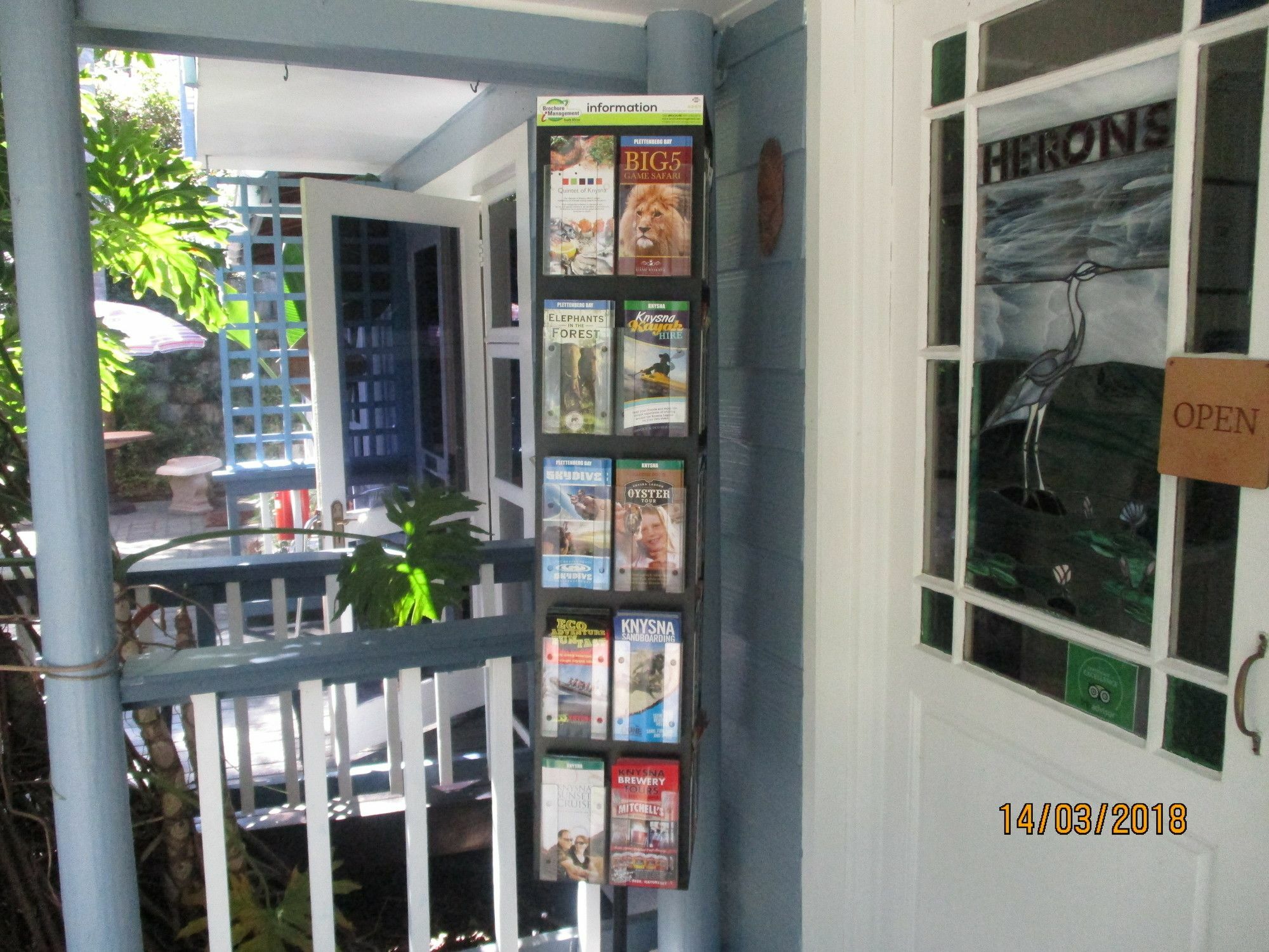 Knysna Herons Guest House Екстериор снимка
