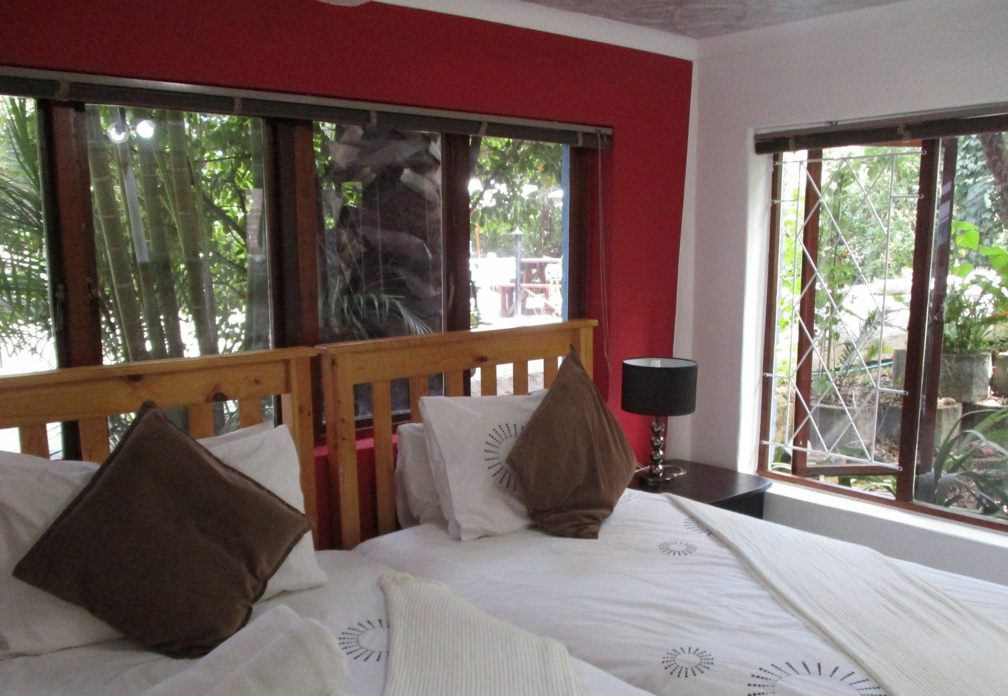 Knysna Herons Guest House Екстериор снимка